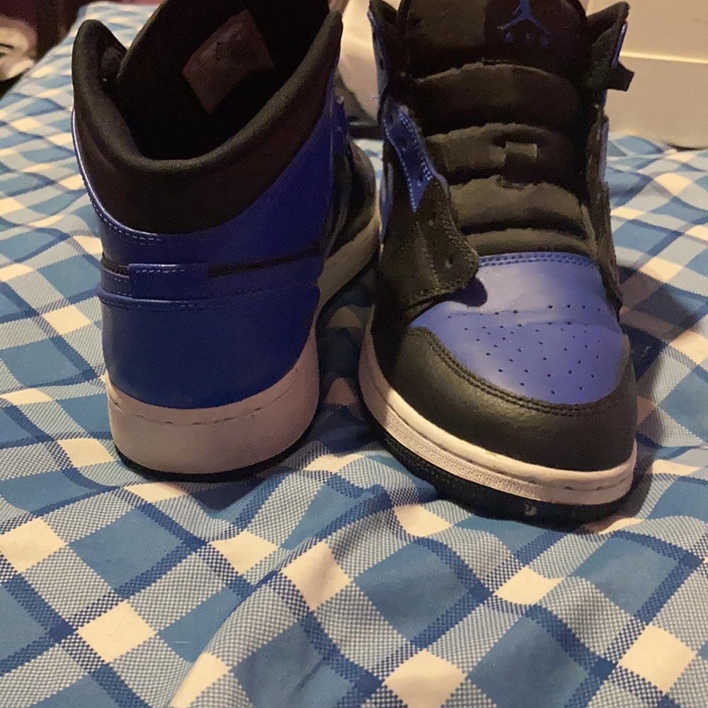 Jordan mid 1